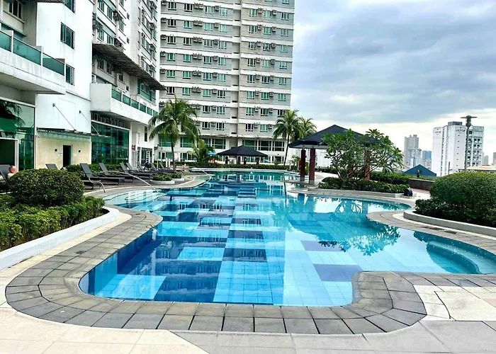 Aparthotel Minimalist Cozy In Makati,netflix,sauna,pool